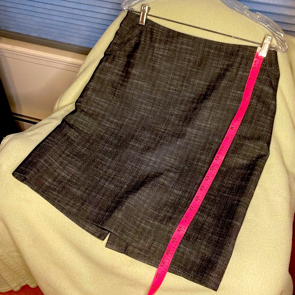 Anne Taylor, gray, 21” skirt